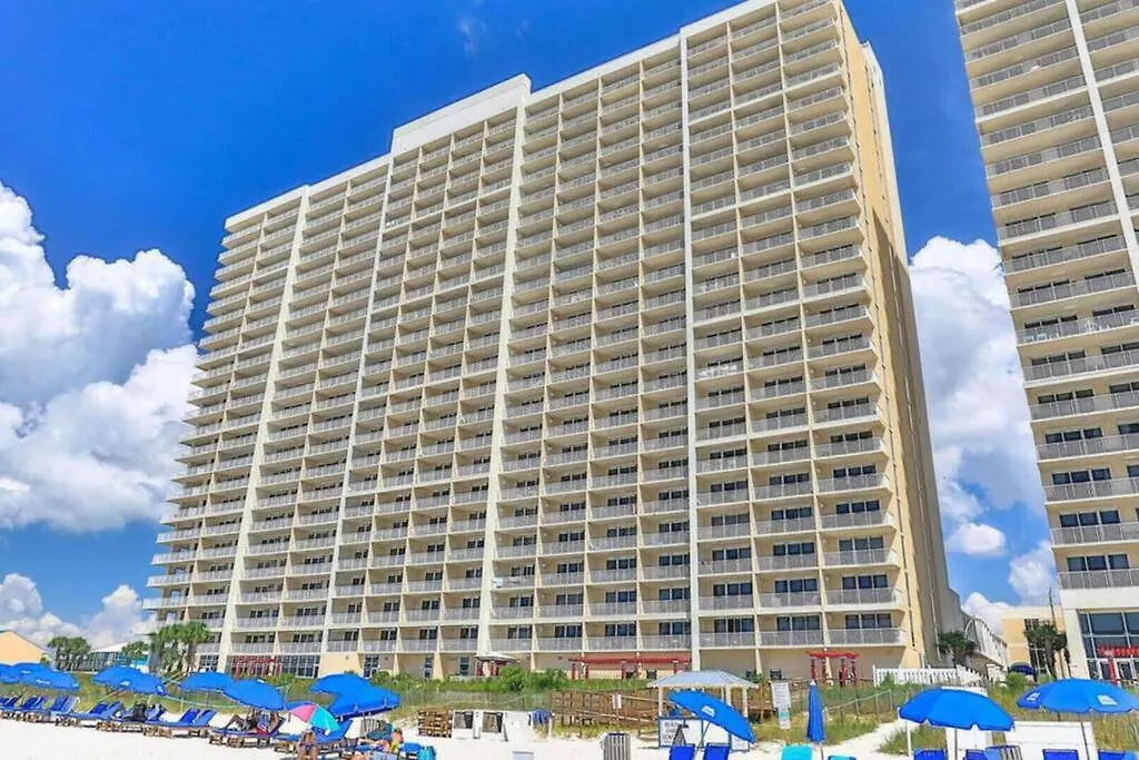 Beachfront Studio #212 At Majestic Panama Stadt